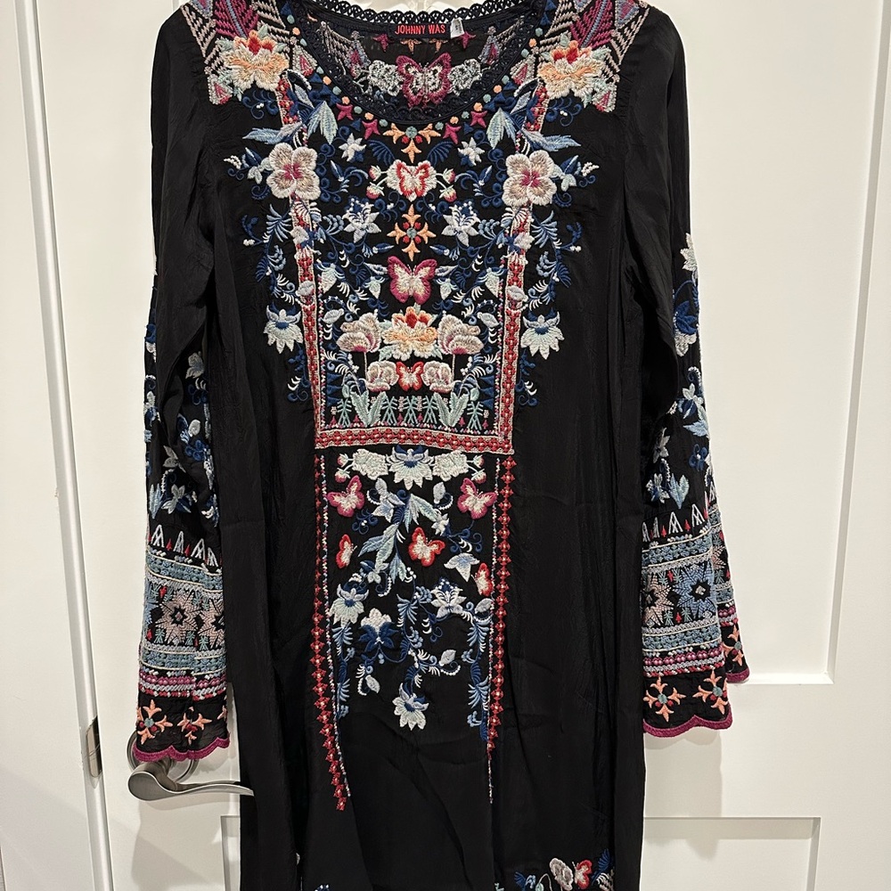 💥PRICE DROP!! Johnny Was Embroidered Black Dress with Floral Patterns